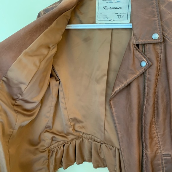 Vegan leather jacket! - Picture 7 of 10